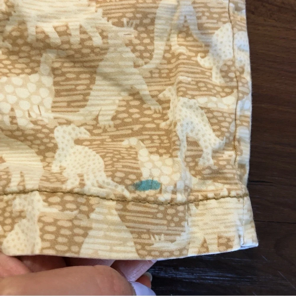 GAP Kid’s Tan & White Dinosaur Print Drawstring Shorts Size 5T